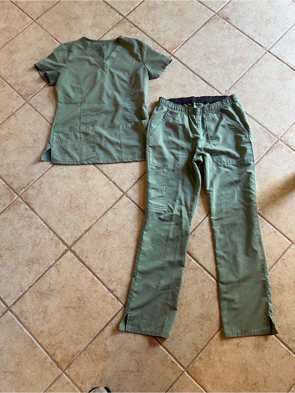 Scrubs size small by Sanibel - short sleeve top & elastic band pants Lt Green
